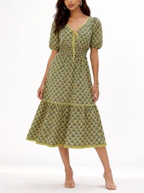 Anthropologie Adelyn Rae Ada Green Floral Boho Midi Dress Smocked Puff Sleeve XS